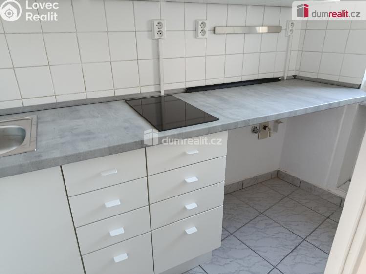 Rent apartment 1+KK Praha 4, Týmlova č. 8