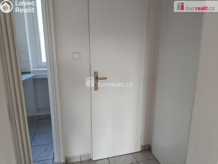 Rent apartment 1+KK Praha 4, Týmlova č. 9
