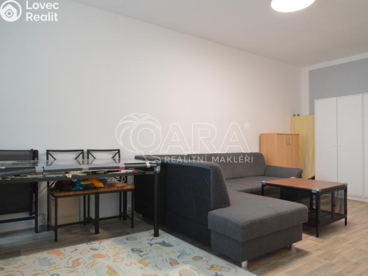 Prodej bytu 3+1 Praha, Hrubého 1204/4 č. 12