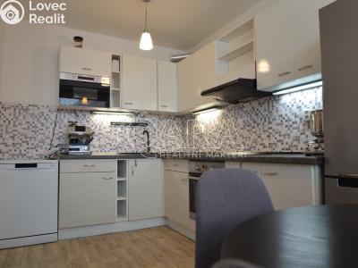 Prodej bytu 3+1 Praha, Hrubého č. 1