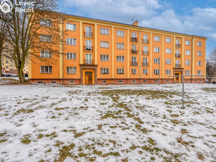 Prodej bytu 2+1 Ostrov, Lidická č. 3