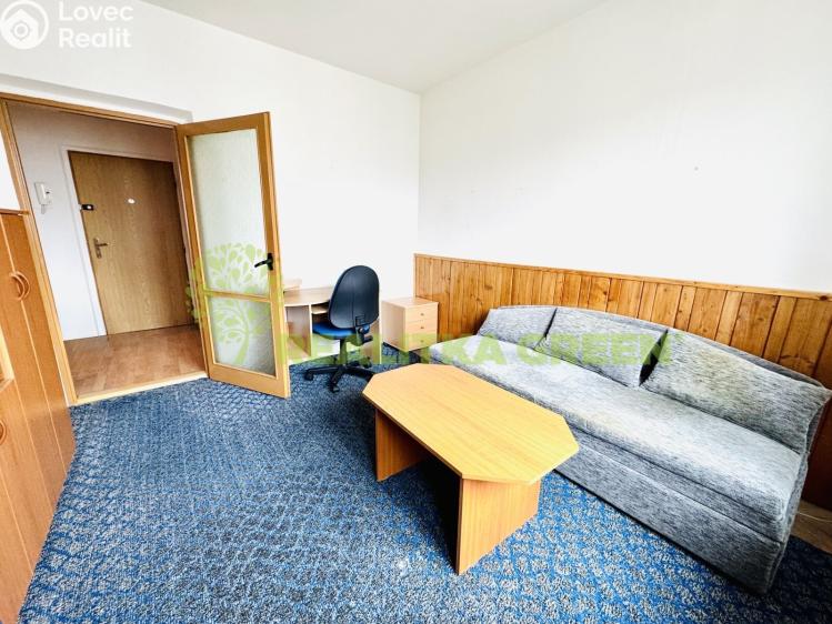 Prodej bytu 3+1 Vsetín, Luh 1785 č. 9