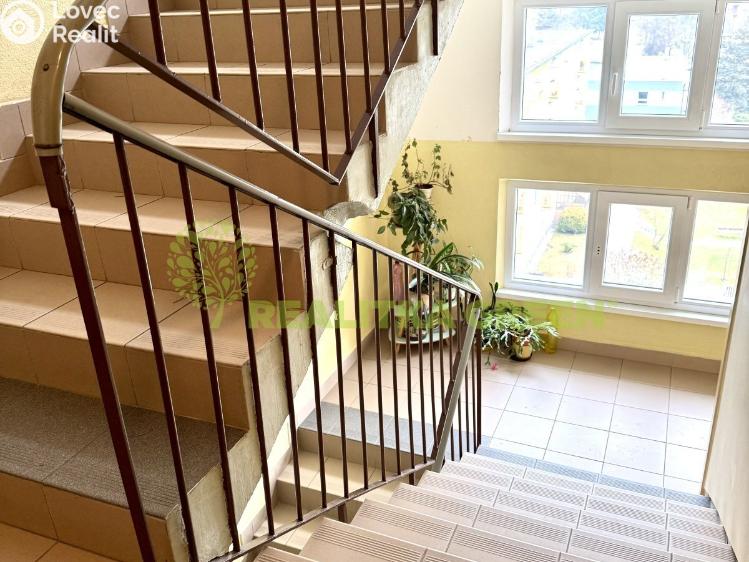 Prodej bytu 3+1 Vsetín, Luh 1785 č. 19