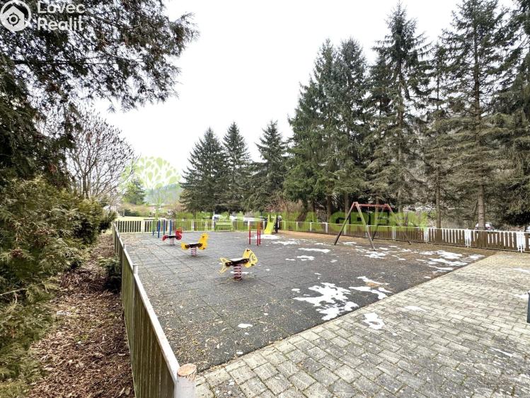 Prodej bytu 3+1 Vsetín, Luh 1785 č. 20