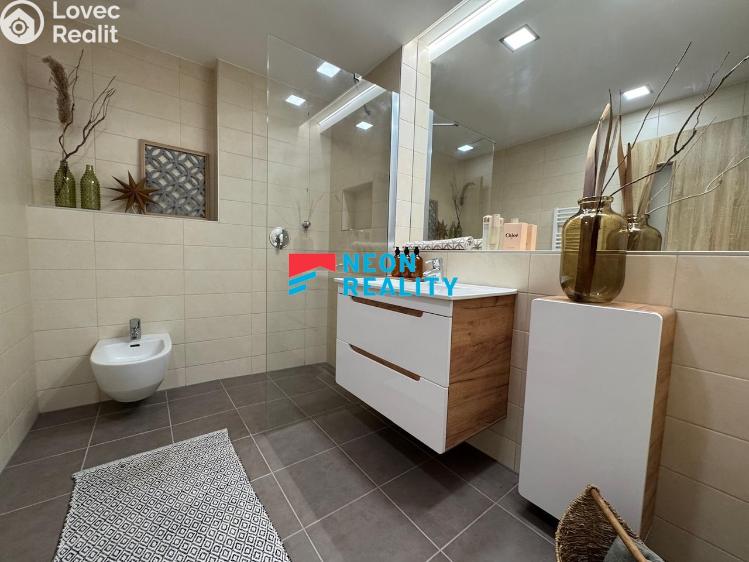 Pronájem bytu 3+KK Ostrava, Jantarová č. 5