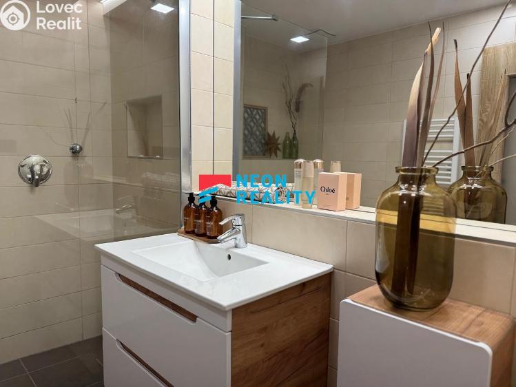 Pronájem bytu 3+KK Ostrava, Jantarová č. 7