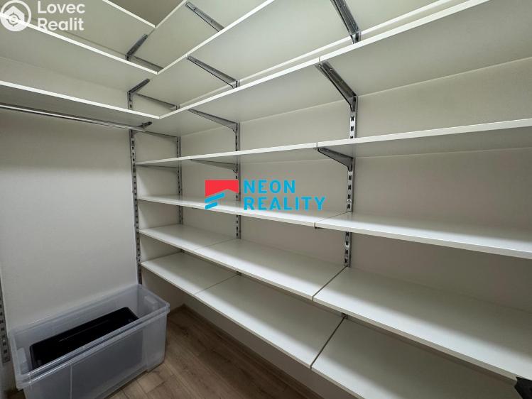 Pronájem bytu 3+KK Ostrava, Jantarová č. 11