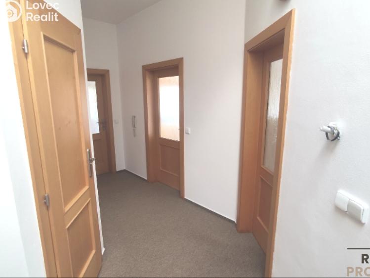 Pronájem bytu 3+1 Velké Meziříčí, Pod Hradbami č. 5