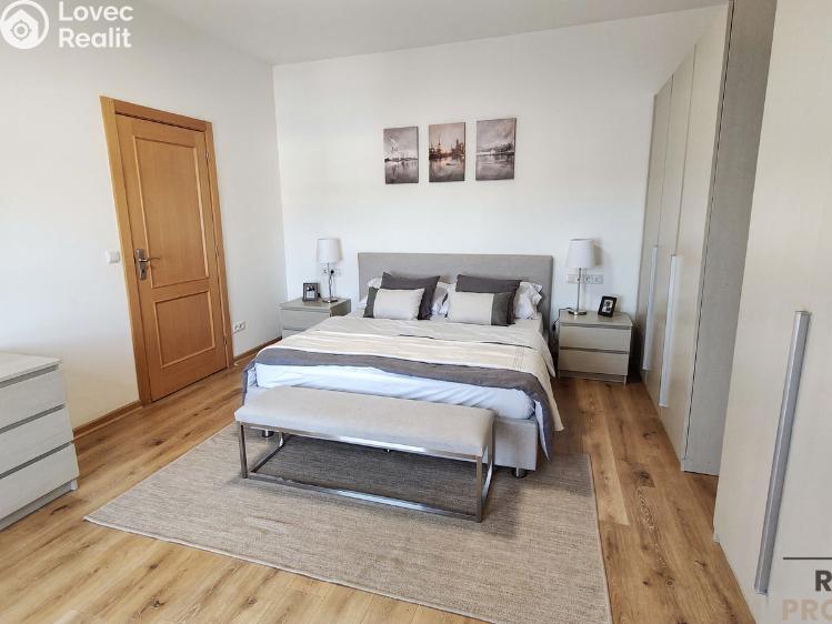 Pronájem bytu 3+1 Velké Meziříčí, Pod Hradbami č. 11