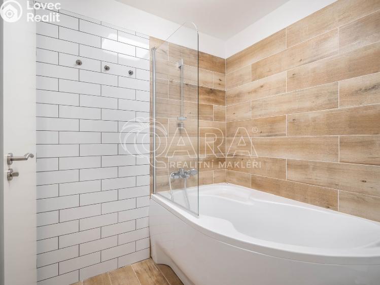 Pronájem bytu 3+KK Praha, Litvínovská 590/8 č. 8