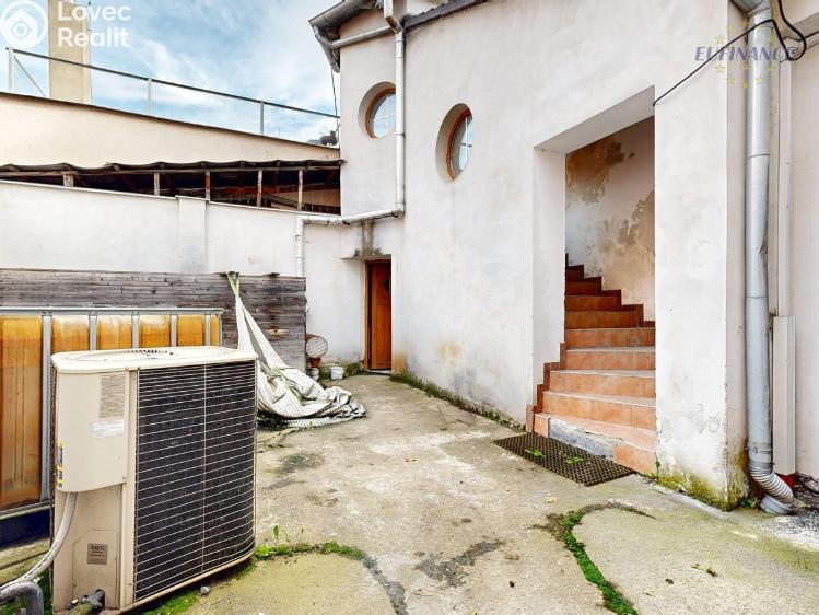 Prodej obchodního prostoru Kralupy nad Vltavou, Lidové nám. 90 č. 30