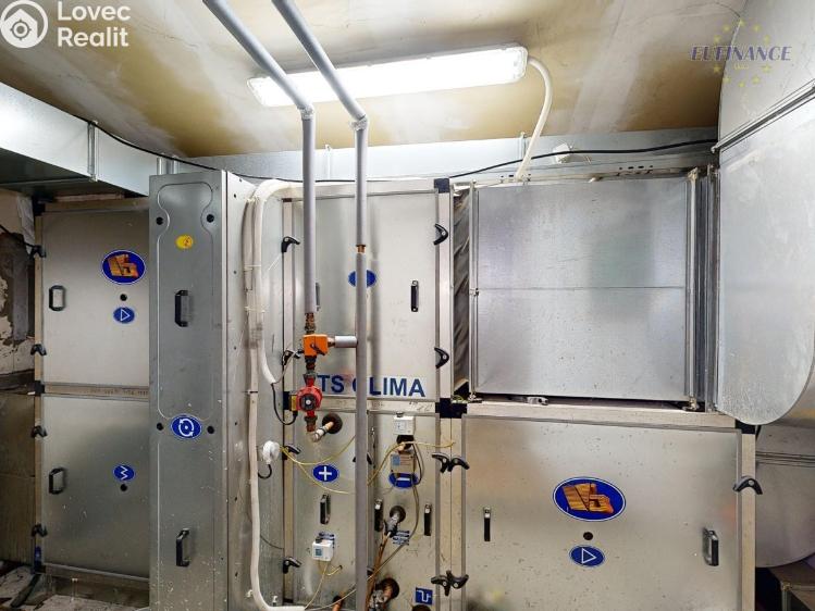 Prodej obchodního prostoru Kralupy nad Vltavou, Lidové nám. 90 č. 34