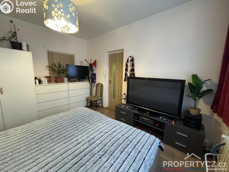 Sale apartment 3+1 Praha, Topolová 2572/11 č. 19