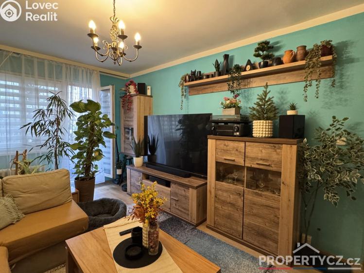 Продажа квартиры 3+1 Praha, Topolová 2572/11 č. 1