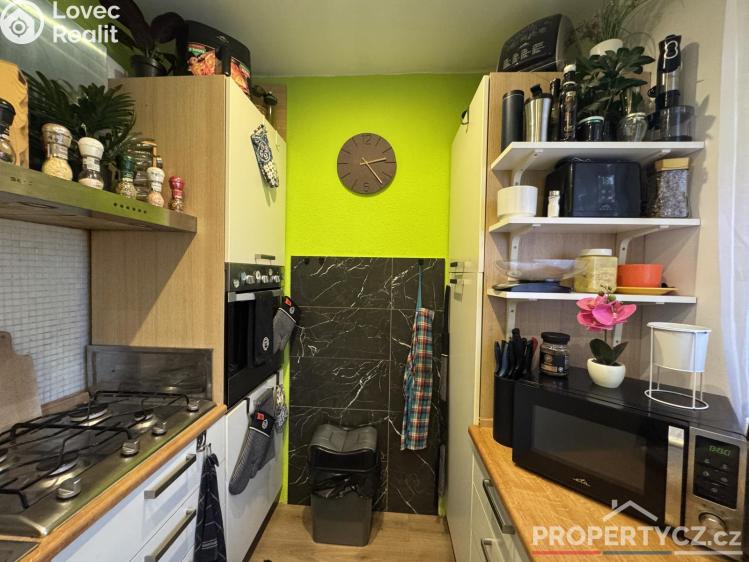 Продажа квартиры 3+1 Praha, Topolová 2572/11 č. 5