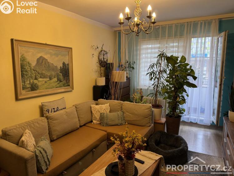 Продажа квартиры 3+1 Praha, Topolová 2572/11 č. 10