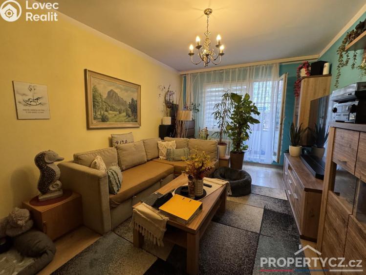 Продажа квартиры 3+1 Praha, Topolová 2572/11 č. 11