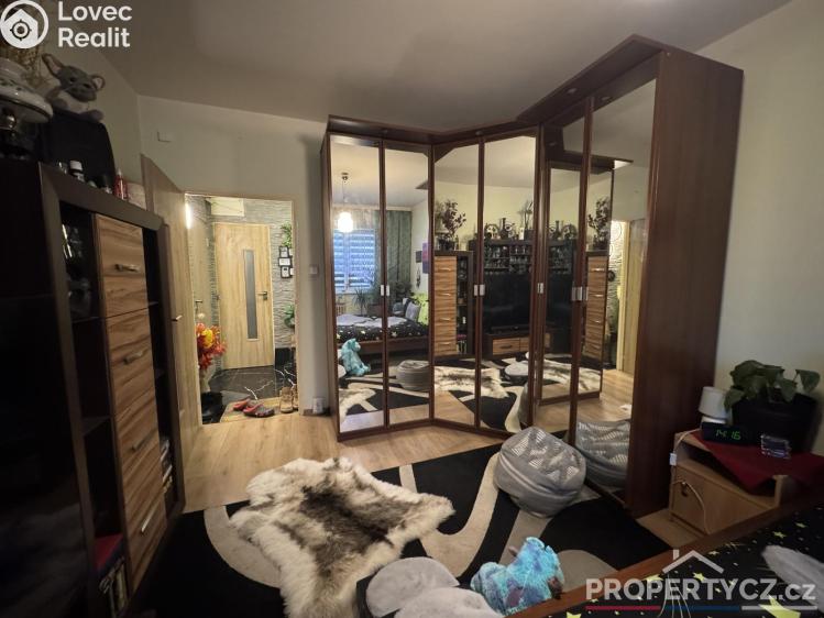 Продажа квартиры 3+1 Praha, Topolová 2572/11 č. 25