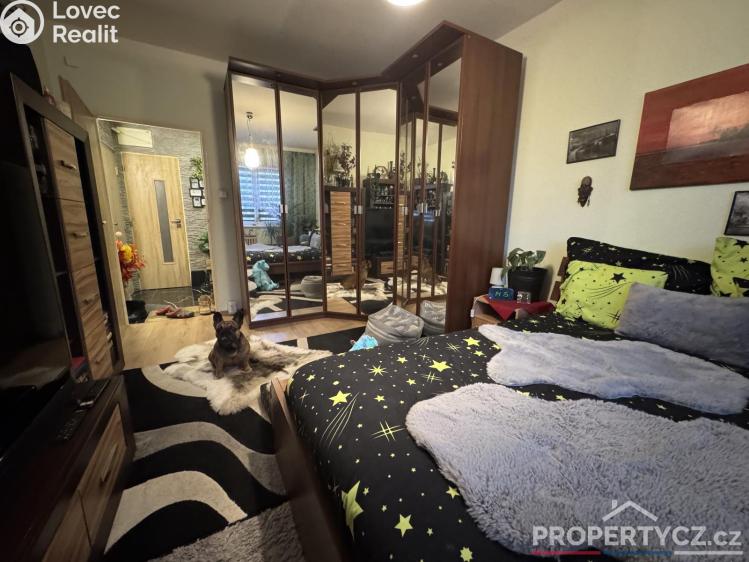 Продажа квартиры 3+1 Praha, Topolová 2572/11 č. 27