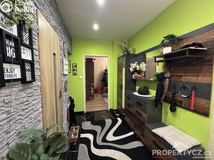 Продажа квартиры 3+1 Praha, Topolová 2572/11 č. 31