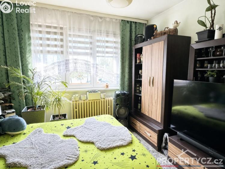 Prodej bytu 3+1 Praha, Topolová 2572/11 č. 3