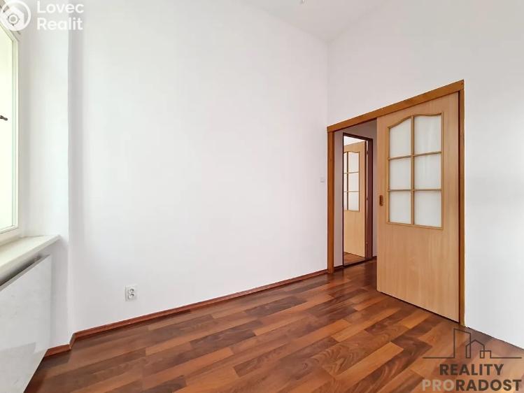 Rent apartment 3+KK Praha, Hartigova 1138/96 č. 7