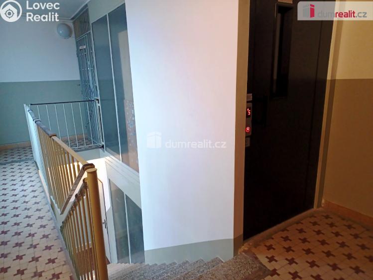 Rent apartment 4+1 Ústí nad Labem, Spartakiádní č. 15