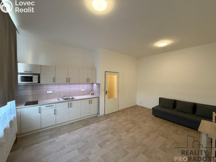 Prodej bytu 1+KK Břeclav, Na Valtické č. 1