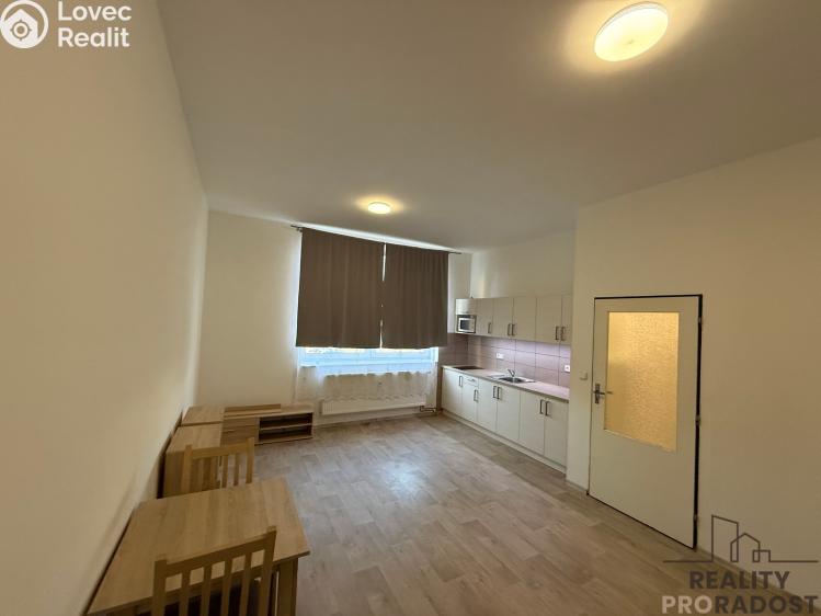 Prodej bytu 1+KK Břeclav, Na Valtické č. 2
