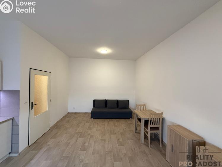 Prodej bytu 1+KK Břeclav, Na Valtické č. 4