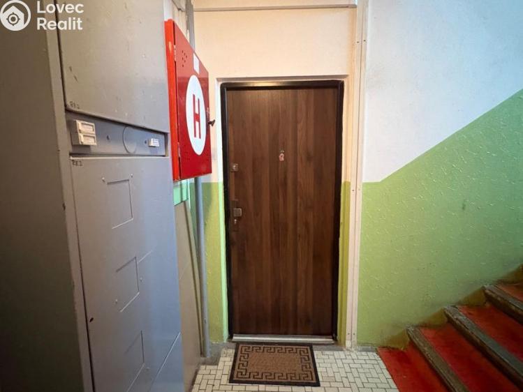 Pronájem bytu 2+1 Chomutov, Dřínovská č. 10