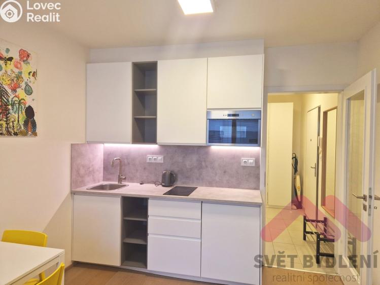 Аренда квартиры 1+KK Praha, Walterovo náměstí č. 3