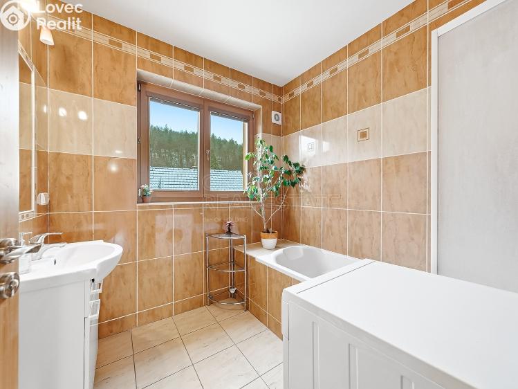 Продаж багатогенного будинку Drahanovice č. 30