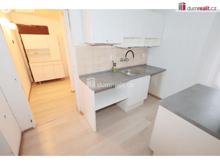 Аренда семейного дома Praha 15, Na Košíku č. 11