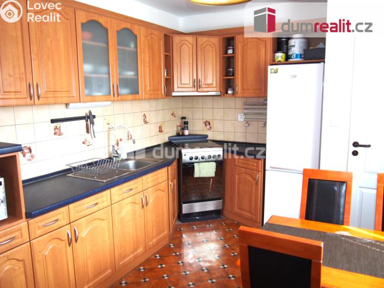 Pronájem bytu 2+1 Ostrov, Masarykova č. 2