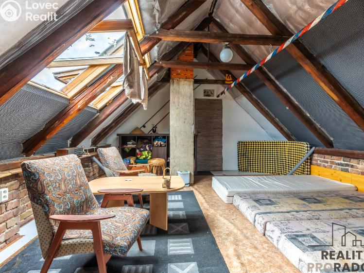 Prodej rodinného domu Malé Žernoseky, Labská 229 č. 14