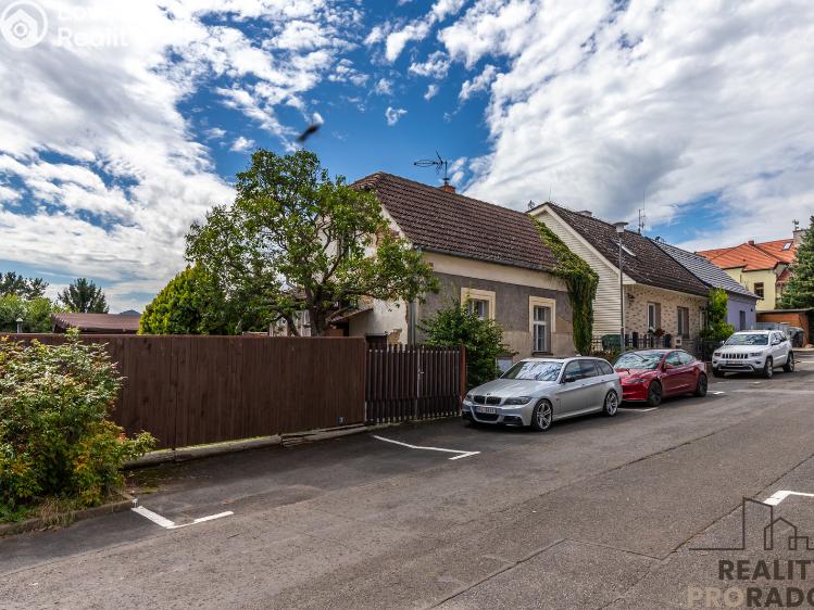 Prodej rodinného domu Malé Žernoseky, Labská 229 č. 2