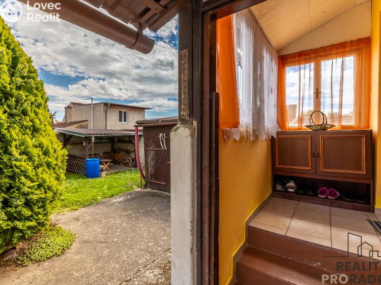 Prodej rodinného domu Malé Žernoseky, Labská 229 č. 4