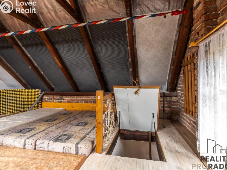 Prodej rodinného domu Malé Žernoseky, Labská 229 č. 13