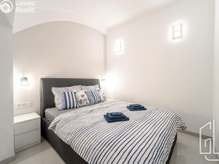 Rent apartment 2+KK Praha, Sokolovská č. 3