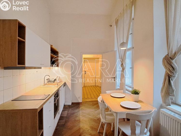 Rent apartment 2+1 Praha, Hybernská č. 6