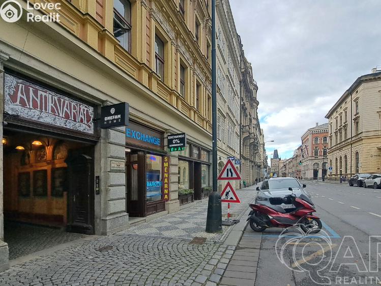 Rent apartment 2+1 Praha, Hybernská č. 12