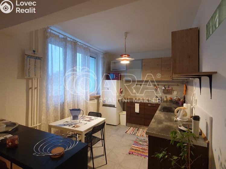 Sale apartment 2+KK Praha, Litevská č. 3