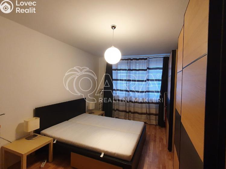 Sale apartment 2+KK Praha, Litevská č. 5