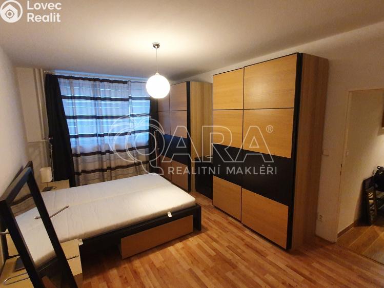 Sale apartment 2+KK Praha, Litevská č. 6