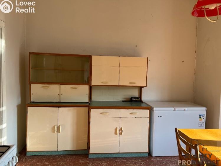 Sale apartment building Trmice, U Mlýnského potoka č. 37