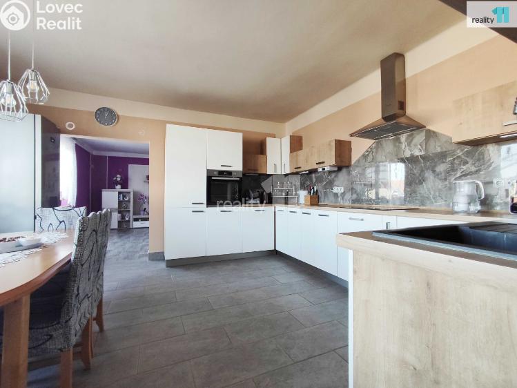 Sale apartment 5+1 Chlumec nad Cidlinou č. 5