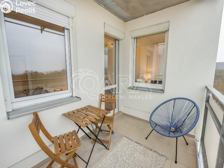 Sale apartment 2+KK Praha, Semická 2026/12 č. 19