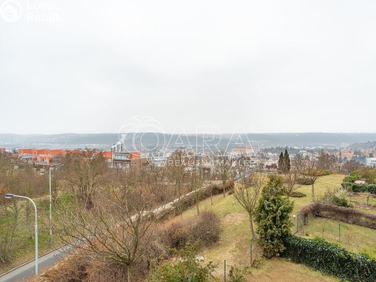 Sale apartment 2+KK Praha, Semická 2026/12 č. 29