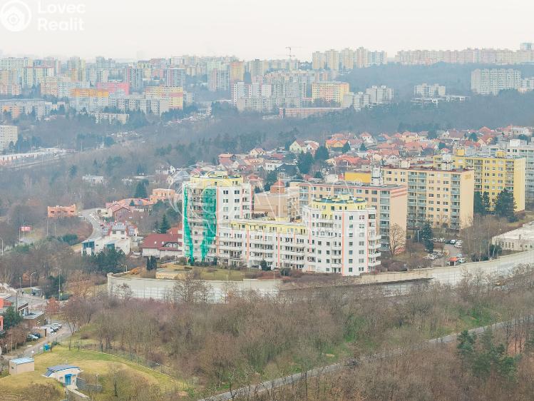 Sale apartment 2+KK Praha, Semická 2026/12 č. 30